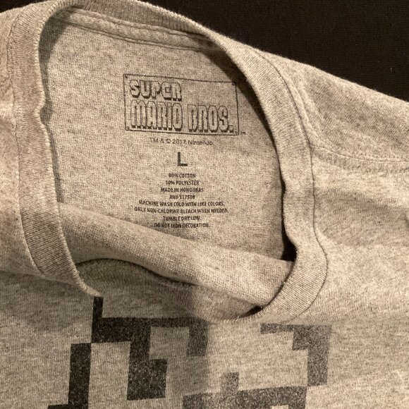 Nintendo Super Mario Player Grey Tee Shirt Mens Size Large - Picture 4 of 5
